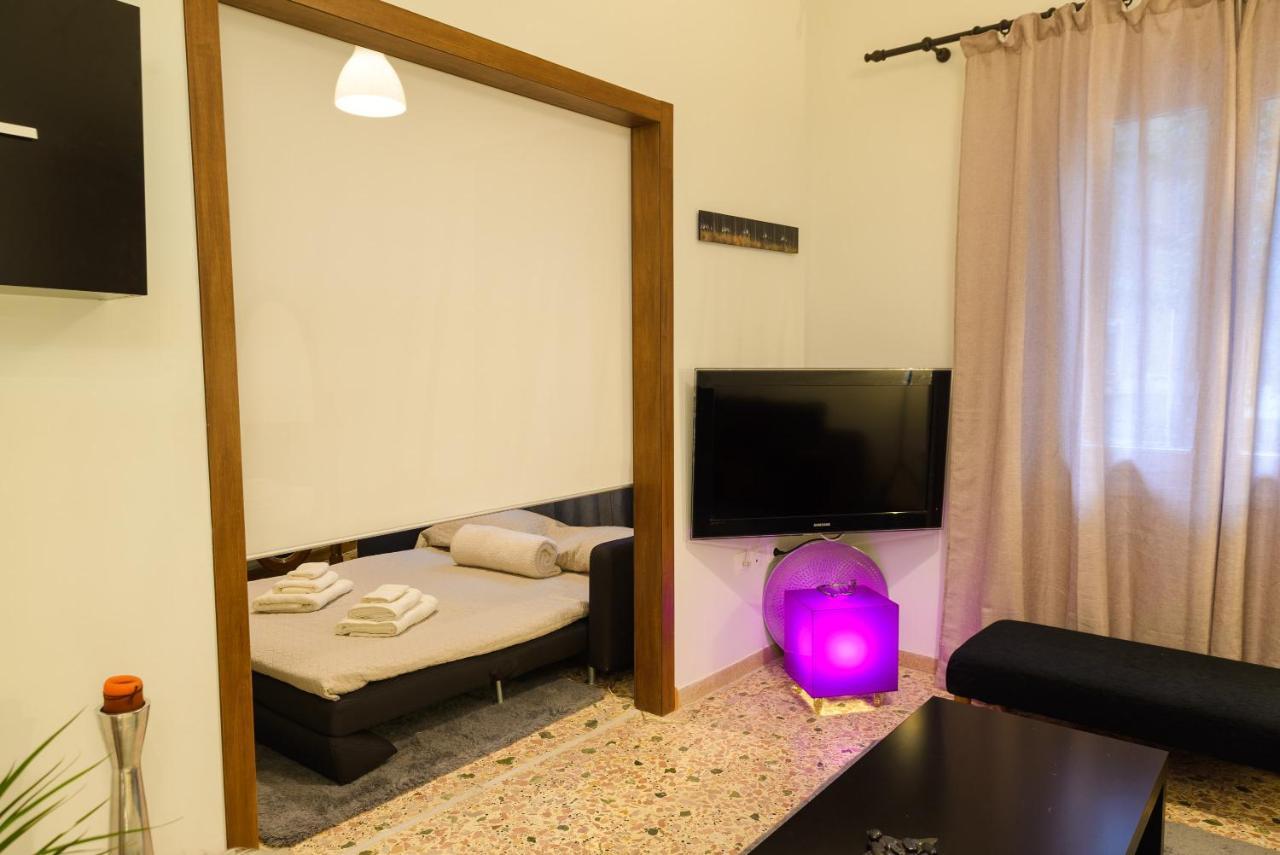 Belucky Apartments - Φio เอเธนส์ ภายนอก รูปภาพ